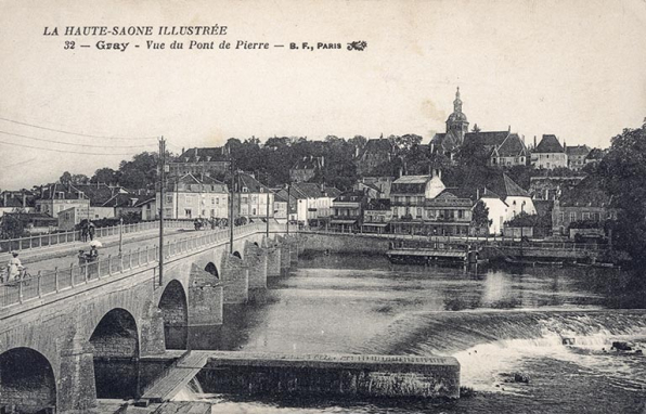 Le pont et le site d'écluse, début du bief d'Apremont, carte postale. © Région Bourgogne-Franche-Comté, Inventaire du patrimoine