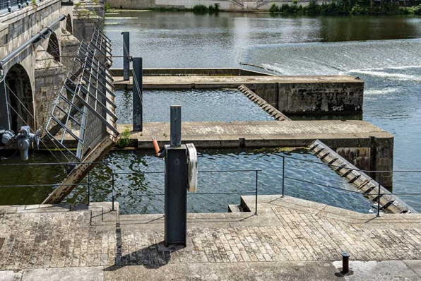 La partie mobile du barrage de Gray. © Région Bourgogne-Franche-Comté, Inventaire du patrimoine