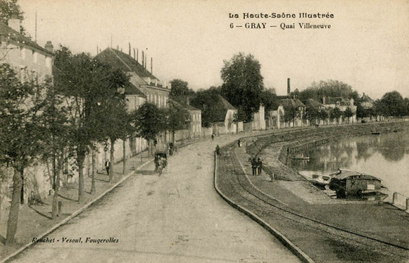 Gray- Quai Villeneuve, carte postale. © Région Bourgogne-Franche-Comté, Inventaire du patrimoine