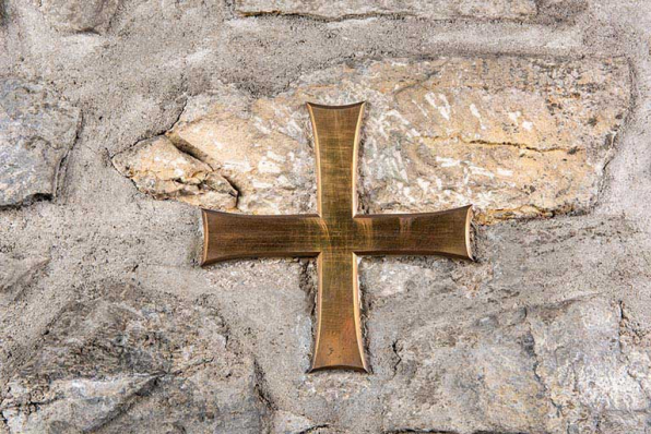 Croix de consécration.  © Région Bourgogne-Franche-Comté, Inventaire du patrimoine