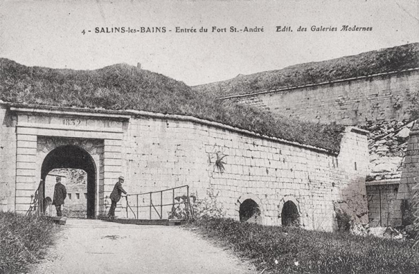 Salins-les-Bains. Entrée du fort Saint-André. S.d. © Région Bourgogne-Franche-Comté, Inventaire du patrimoine