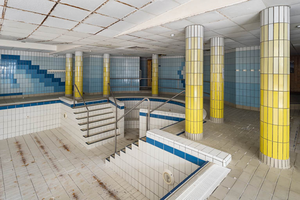 Rez-de-chaussée, piscine. © Région Bourgogne-Franche-Comté, Inventaire du patrimoine