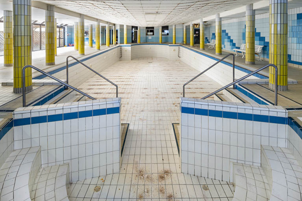 Rez-de-chaussée, piscine. © Région Bourgogne-Franche-Comté, Inventaire du patrimoine