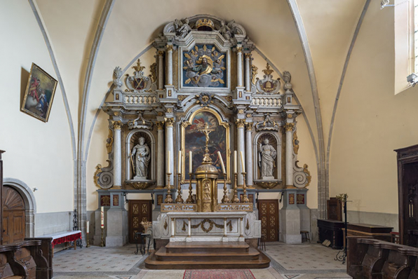 Vue de l'ensemble du maître-autel avec les deux statues, en 2021. © Région Bourgogne-Franche-Comté, Inventaire du patrimoine