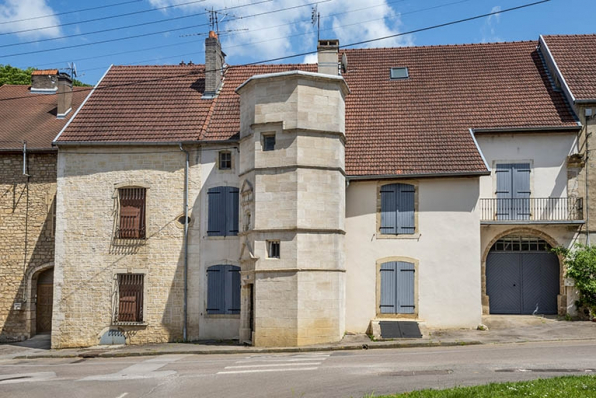 Vue de face. © Région Bourgogne-Franche-Comté, Inventaire du patrimoine
