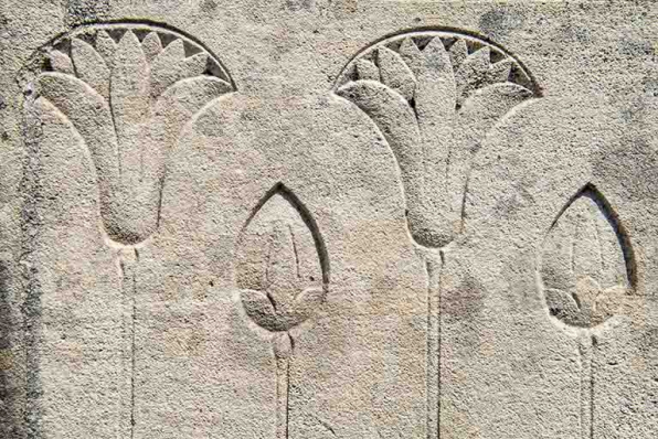 Détail des bas-reliefs du tombeau. © Région Bourgogne-Franche-Comté, Inventaire du patrimoine