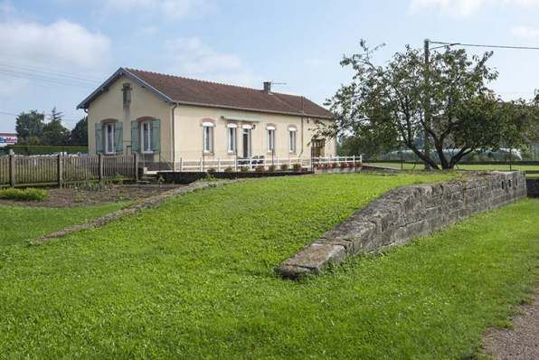 La maison, ancien bâtiment de bureau. © Région Bourgogne-Franche-Comté, Inventaire du patrimoine