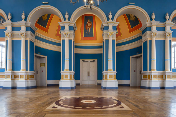 Foyer : entrée (mur sud). © Région Bourgogne-Franche-Comté, Inventaire du patrimoine