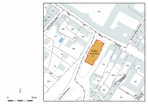 Plan de situation du théâtre municipal. Extrait du plan cadastral, 2022, section BI, échelle 1/500 agrandie à 1/1 000. © Région Bourgogne-Franche-Comté, Inventaire du patrimoine