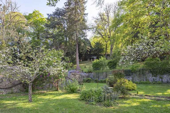 Les jardins (au premier plan). © Région Bourgogne-Franche-Comté, Inventaire du patrimoine