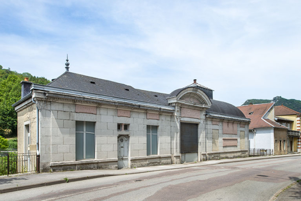 Vue de trois quarts gauche. © Région Bourgogne-Franche-Comté, Inventaire du patrimoine