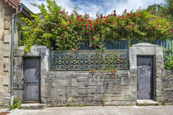 Entrées du jardin, depuis le quai Valette. © Région Bourgogne-Franche-Comté, Inventaire du patrimoine Entrées du jardin, depuis le quai Valette. © Région Bourgogne-Franche-Comté, Inventaire du patrimoine