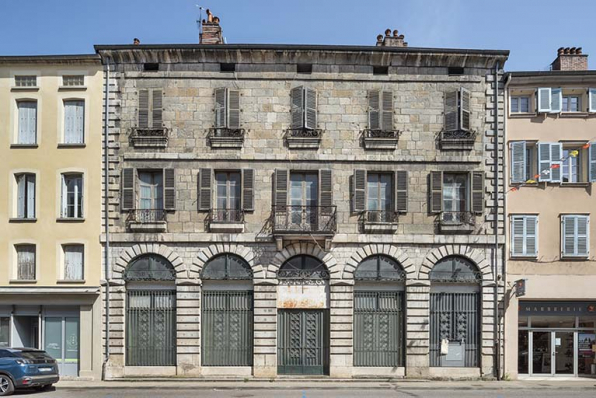 Façade antérieure. Vue de face. © Région Bourgogne-Franche-Comté, Inventaire du patrimoine Façade antérieure. Vue de face. © Région Bourgogne-Franche-Comté, Inventaire du patrimoine