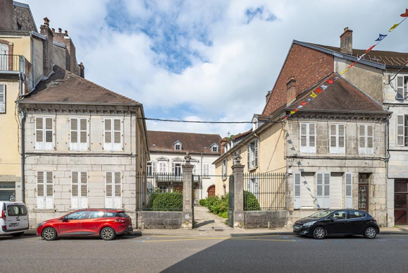 Vue d'ensemble depuis l'est. © Région Bourgogne-Franche-Comté, Inventaire du patrimoine