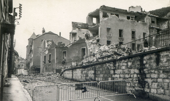 Démolition des bâtiments, vers 1973. © Région Bourgogne-Franche-Comté, Inventaire du patrimoine