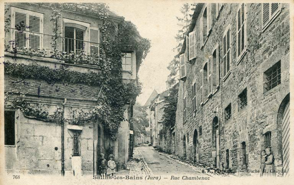 Salins-les-Bains (Jura). Rue Chambenoz, carte postale, s.d. [fin 19e ou début 20e siècle]. © Région Bourgogne-Franche-Comté, Inventaire du patrimoine
