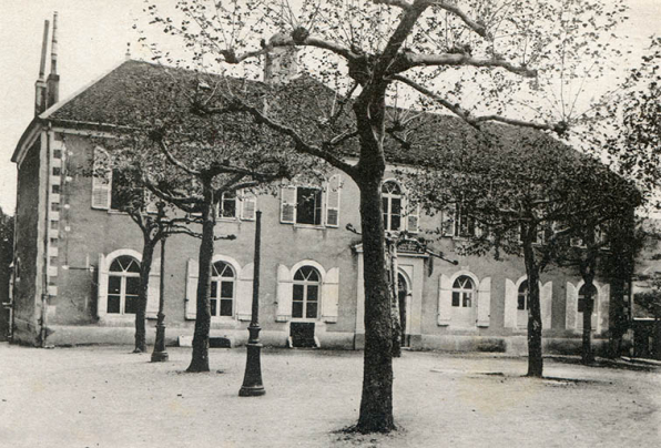 Salins-les-Bains – Ecole supérieure Wilson, s.d. [vers 1920]. © Région Bourgogne-Franche-Comté, Inventaire du patrimoine