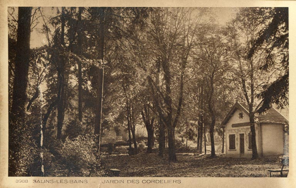 Salins-les-Bains - Jardin des Cordeliers, s.d. [vers 1930]. © Région Bourgogne-Franche-Comté, Inventaire du patrimoine