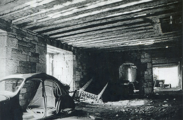 Travée ouest du grenier à sel, s.d. [vers 1992]. © Région Bourgogne-Franche-Comté, Inventaire du patrimoine