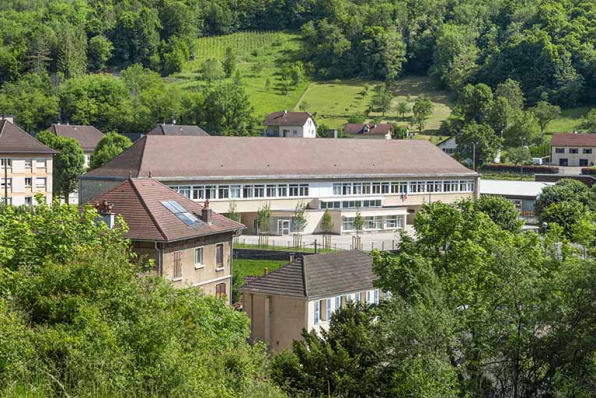 Vue d'ensemble, de trois quarts gauche.  © Région Bourgogne-Franche-Comté, Inventaire du patrimoine