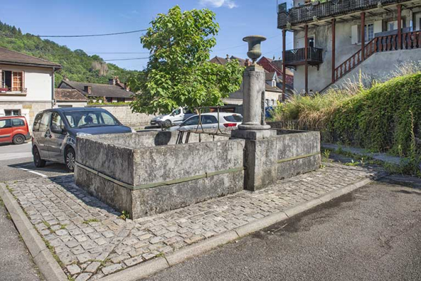 Vue d'ensemble depuis le sud-est. © Région Bourgogne-Franche-Comté, Inventaire du patrimoine