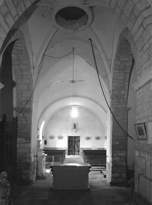 Vue intérieure prise depuis le choeur. © Région Bourgogne-Franche-Comté, Inventaire du patrimoine