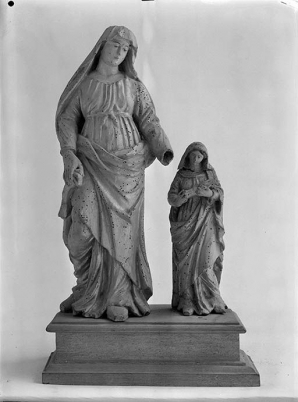 Groupe sculpté : Education de la Vierge, face. © Région Bourgogne-Franche-Comté, Inventaire du patrimoine