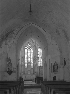 Vue intérieure vers le choeur. © Région Bourgogne-Franche-Comté, Inventaire du patrimoine