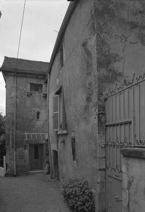 Façades sur cour. © Région Bourgogne-Franche-Comté, Inventaire du patrimoine