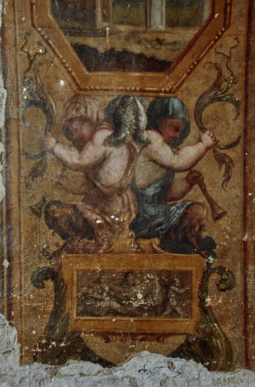 Peinture de l'embrasure de la porte : détail. © Région Bourgogne-Franche-Comté, Inventaire du patrimoine Peinture de l'embrasure de la porte : détail. © Région Bourgogne-Franche-Comté, Inventaire du patrimoine