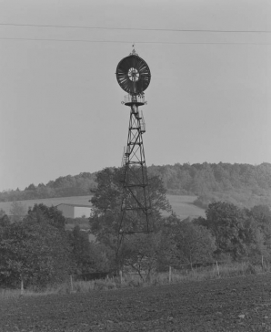 Vue d'ensemble prise du sud. © Région Bourgogne-Franche-Comté, Inventaire du patrimoine Vue d'ensemble prise du sud. © Région Bourgogne-Franche-Comté, Inventaire du patrimoine