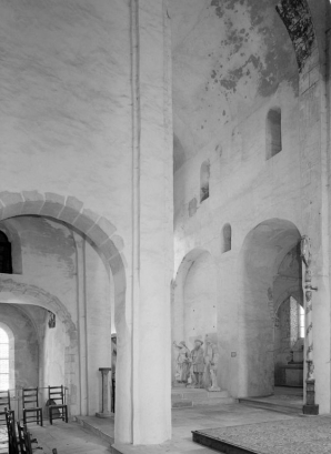 Bras gauche du transept : vue prise de la dernière travée de la nef © Région Bourgogne-Franche-Comté, Inventaire du patrimoine Bras gauche du transept : vue prise de la dernière travée de la nef © Région Bourgogne-Franche-Comté, Inventaire du patrimoine