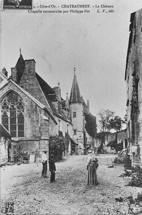 Chapelle et grand logis. © Région Bourgogne-Franche-Comté, Inventaire du patrimoine Chapelle et grand logis. © Région Bourgogne-Franche-Comté, Inventaire du patrimoine
