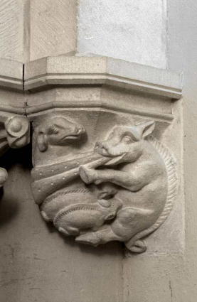 Bâtiment du réfectoire : partie sud du bâtiment, galerie basse : décor néo-gothique. © Région Bourgogne-Franche-Comté, Inventaire du patrimoine