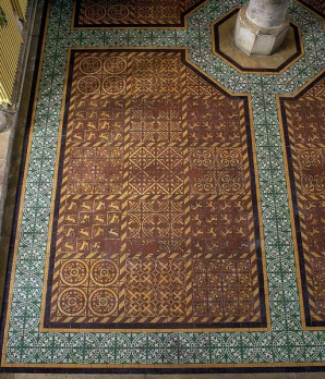 Bâtiment du réfectoire : carrelage du réfectoire néo-gothique. © Région Bourgogne-Franche-Comté, Inventaire du patrimoine