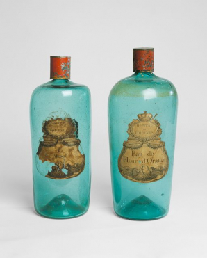 Vue de 2 bouteilles. © Région Bourgogne-Franche-Comté, Inventaire du patrimoine