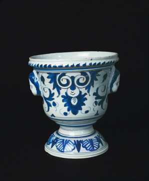 Vue du revers vase 2. © Région Bourgogne-Franche-Comté, Inventaire du patrimoine