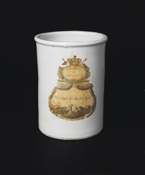 Vue d'un vase sans couvercle. © Région Bourgogne-Franche-Comté, Inventaire du patrimoine