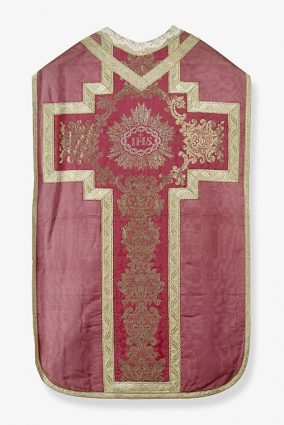Vue d'ensemble de la chasuble. © Région Bourgogne-Franche-Comté, Inventaire du patrimoine