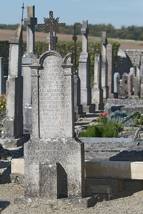 Tombe de soeur Bathilde. © Région Bourgogne-Franche-Comté, Inventaire du patrimoine