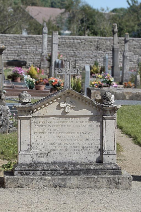 Tombe d'Hélène Porcherot. © Région Bourgogne-Franche-Comté, Inventaire du patrimoine