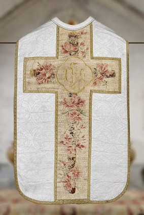 Dos de la chasuble. © Région Bourgogne-Franche-Comté, Inventaire du patrimoine