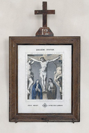 Douzième station : Jésus meurt entre deux larrons. © Région Bourgogne-Franche-Comté, Inventaire du patrimoine