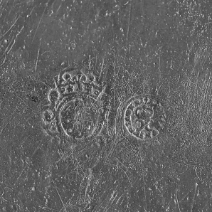 Assiette n° 02/00365, 13 : détail des poinçons. © Région Bourgogne-Franche-Comté, Inventaire du patrimoine