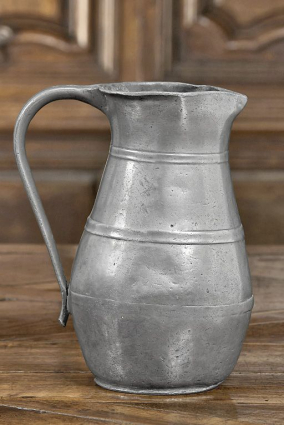 Broc n° 02/00355 : vue de profil. © Région Bourgogne-Franche-Comté, Inventaire du patrimoine