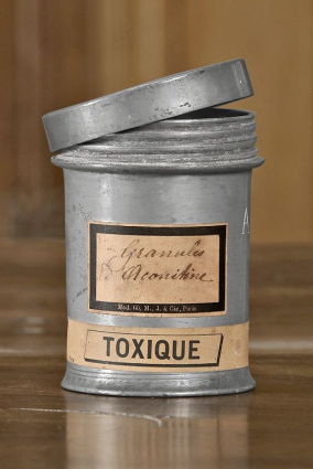 Vue d'ensemble du pot n° 02/01185. © Région Bourgogne-Franche-Comté, Inventaire du patrimoine