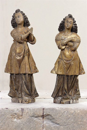 Statuettes : anges. © Région Bourgogne-Franche-Comté, Inventaire du patrimoine Statuettes : anges. © Région Bourgogne-Franche-Comté, Inventaire du patrimoine