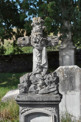Détail d'une tombe. © Région Bourgogne-Franche-Comté, Inventaire du patrimoine