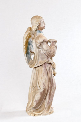 Ange : profil droit. © Région Bourgogne-Franche-Comté, Inventaire du patrimoine Ange : profil droit. © Région Bourgogne-Franche-Comté, Inventaire du patrimoine