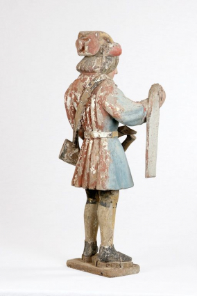 Revers, de trois quarts droit. © Région Bourgogne-Franche-Comté, Inventaire du patrimoine Revers, de trois quarts droit. © Région Bourgogne-Franche-Comté, Inventaire du patrimoine